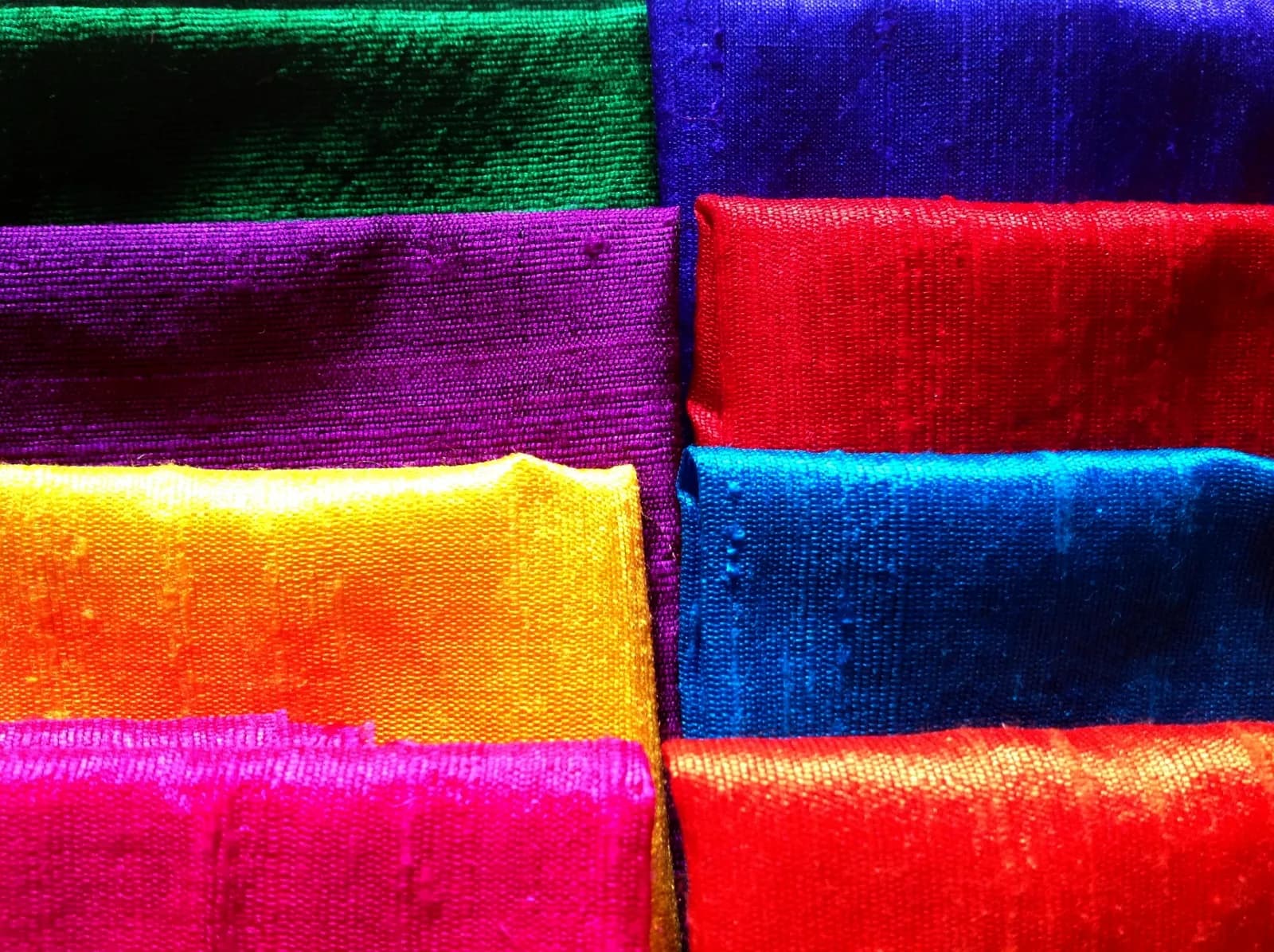 Indian dupioni silk fabric, showing the irregular slubbed texture from double-cocoon yarn